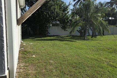 Villa ou maison à vendre à Bonita Springs, Floride: 3 chambres, 111.95 m2 № 1893798 - photo 8