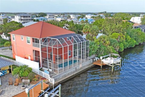 Villa ou maison à vendre à Hernando Beach, Floride: 3 chambres, 131.55 m2 № 2291539 - photo 3