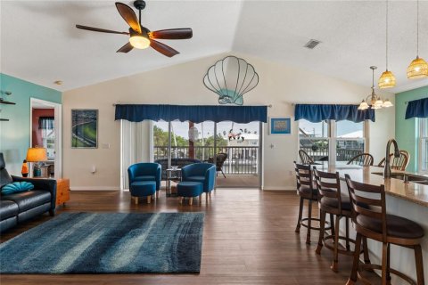 Villa ou maison à vendre à Hernando Beach, Floride: 3 chambres, 131.55 m2 № 2291539 - photo 7