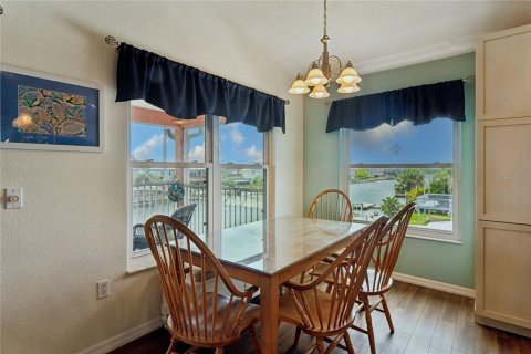 Villa ou maison à vendre à Hernando Beach, Floride: 3 chambres, 131.55 m2 № 2291539 - photo 20