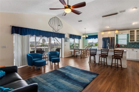 Villa ou maison à vendre à Hernando Beach, Floride: 3 chambres, 131.55 m2 № 2291539 - photo 9