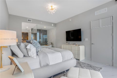 Condo in Miami, Florida, 4 bedrooms  № 2064045 - photo 25