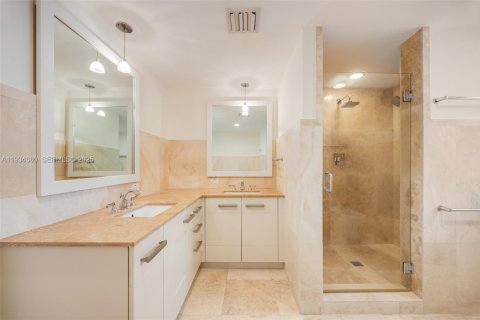 Condominio en venta en Miami, Florida, 2 dormitorios, 119.57 m2 № 1992915 - foto 12