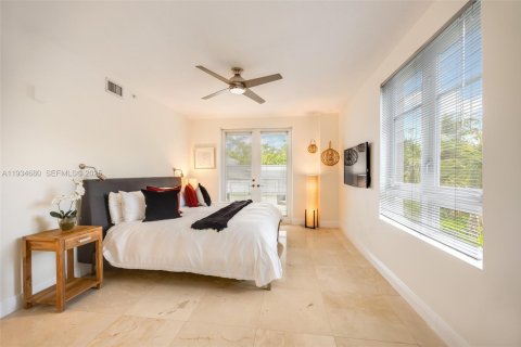 Condominio en venta en Miami, Florida, 2 dormitorios, 119.57 m2 № 1992915 - foto 9