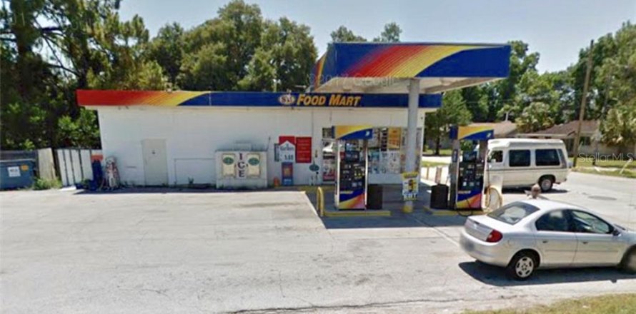 Propiedad comercial en DeBary, Florida 132.66 m2 № 212966