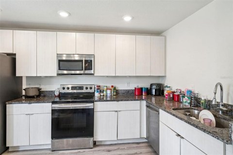 House in Ocala, Florida 3 bedrooms, 133.69 sq.m. № 2142809 - photo 7