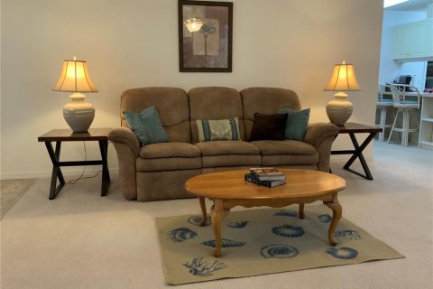 Condo in Lake Wales, Florida, 2 bedrooms  № 1843230 - photo 10