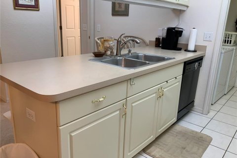 Condo in Lake Wales, Florida, 2 bedrooms  № 1843230 - photo 16