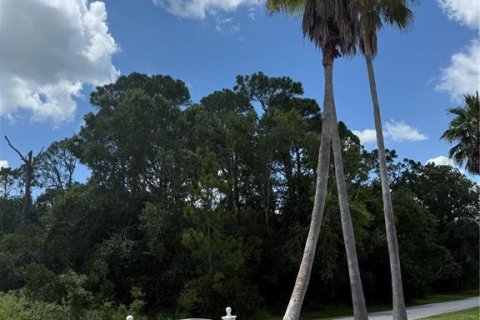 Condo in Lake Wales, Florida, 2 bedrooms  № 1843230 - photo 6