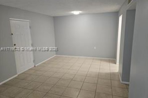 Condominio en venta en West Palm Beach, Florida, 2 dormitorios, 65.77 m2 № 1936597 - foto 6