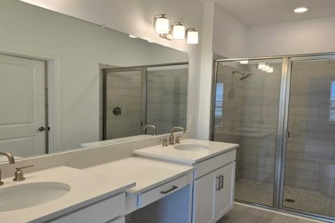 House in Port Charlotte, Florida 2 bedrooms, 140.75 sq.m. № 1911387 - photo 9