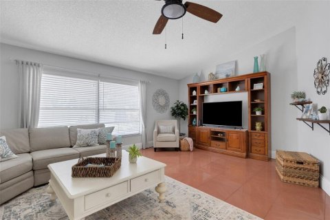 House in Oldsmar, Florida 2 bedrooms, 120.4 sq.m. № 1899040 - photo 7