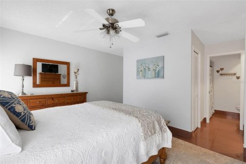 House in Oldsmar, Florida 2 bedrooms, 120.4 sq.m. № 1899040 - photo 27