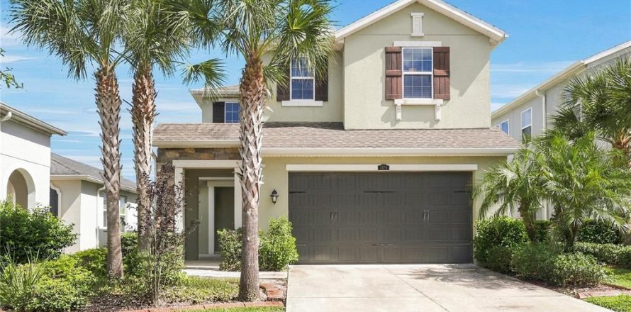 Villa ou maison à Wesley Chapel, Floride 4 chambres, 221.01 m2 № 2423728