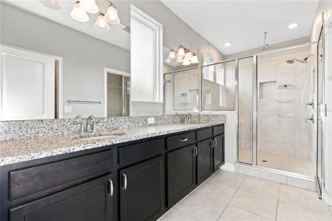 Villa ou maison à vendre à Wesley Chapel, Floride: 4 chambres, 221.01 m2 № 2423728 - photo 21