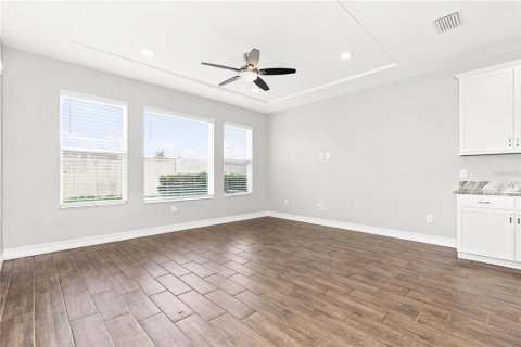 Villa ou maison à vendre à Wesley Chapel, Floride: 4 chambres, 221.01 m2 № 2423728 - photo 7