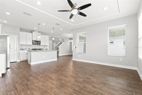 Villa ou maison à vendre à Wesley Chapel, Floride: 4 chambres, 221.01 m2 № 2423728 - photo 5