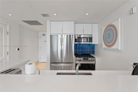 Condominio en venta en Miami Beach, Florida, 1 dormitorio, 93.09 m2 № 2154831 - foto 21