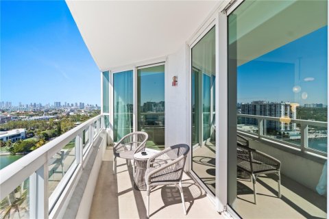 Condominio en venta en Miami Beach, Florida, 1 dormitorio, 93.09 m2 № 2154831 - foto 8