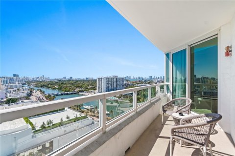 Condominio en venta en Miami Beach, Florida, 1 dormitorio, 93.09 m2 № 2154831 - foto 9