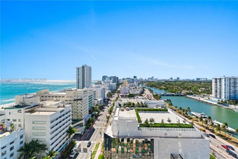 Condominio en venta en Miami Beach, Florida, 1 dormitorio, 93.09 m2 № 2154831 - foto 4