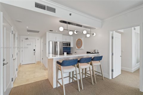 Condominio en venta en Miami Beach, Florida, 1 dormitorio, 93.09 m2 № 2154831 - foto 19