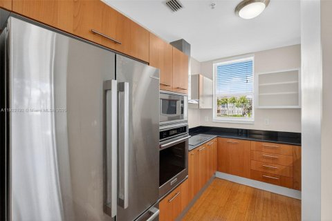 Купить кондоминиум в Майами-Бич, Флорида 3 спальни, 135.64м2, № 1976115 - фото 12