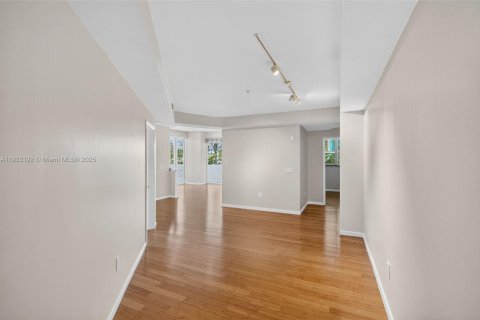 Купить кондоминиум в Майами-Бич, Флорида 3 спальни, 135.64м2, № 1976115 - фото 21