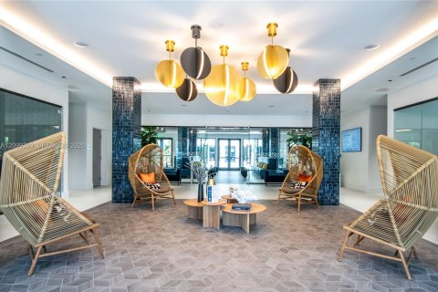 Apartment in Miami, Florida 1 bedroom № 2395473 - photo 20