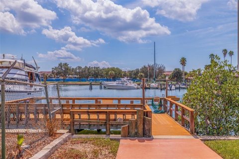 Condominio en alquiler en Treasure Island, Florida, 1 dormitorio, 59.92 m2 № 1807310 - foto 19