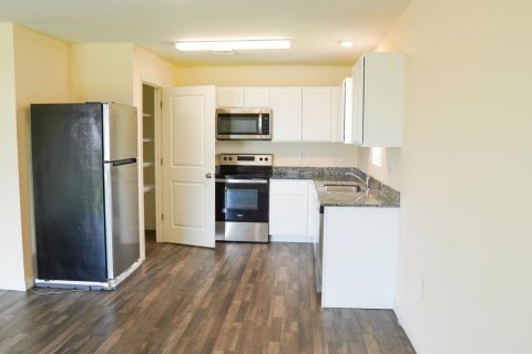 House in Cape Coral, Florida 3 bedrooms, 115.85 sq.m. № 2182109 - photo 8