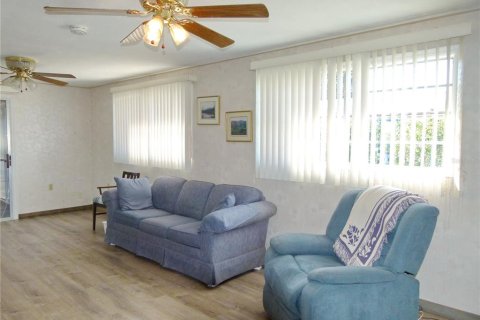 Casa en venta en Okeechobee, Florida, 2 dormitorios, 89.19 m2 № 1511287 - foto 19