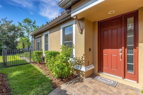 Villa ou maison à vendre à Tampa, Floride: 2 chambres, 155.89 m2 № 2391094 - photo 2