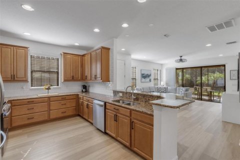 Villa ou maison à vendre à Tampa, Floride: 2 chambres, 155.89 m2 № 2391094 - photo 9