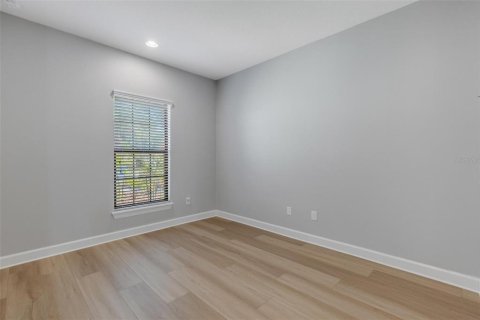 Villa ou maison à vendre à Tampa, Floride: 2 chambres, 155.89 m2 № 2391094 - photo 25