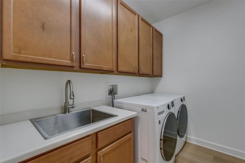Villa ou maison à vendre à Tampa, Floride: 2 chambres, 155.89 m2 № 2391094 - photo 27