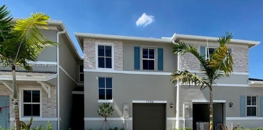 Townhouse in Homestead, Florida 3 bedrooms, 151.24 sq.m. № 1731649