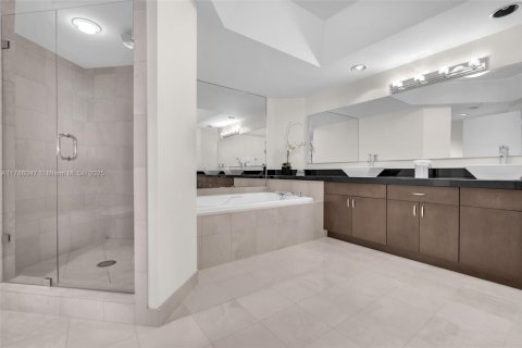 Купить кондоминиум в Авентура, Флорида 3 спальни, 237.83м2, № 1738346 - фото 27