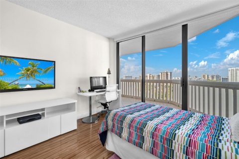 Купить кондоминиум в Авентура, Флорида 3 спальни, 237.83м2, № 1738346 - фото 25