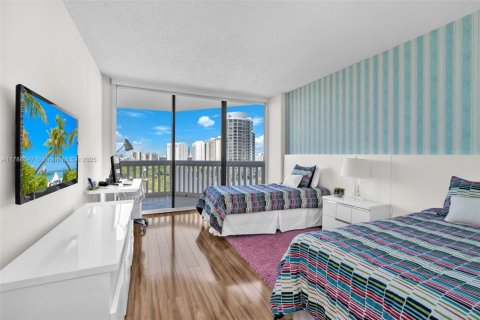 Купить кондоминиум в Авентура, Флорида 3 спальни, 237.83м2, № 1738346 - фото 24