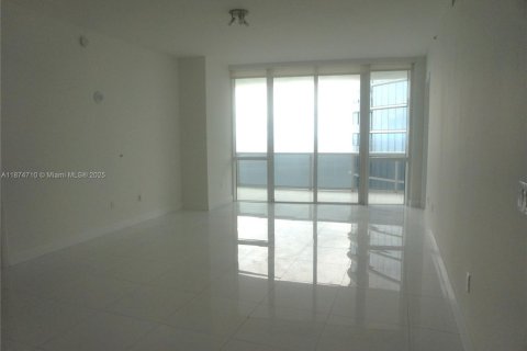 Copropriété à louer à Sunny Isles Beach, Floride: 2 chambres, 193.61 m2 № 1895850 - photo 9
