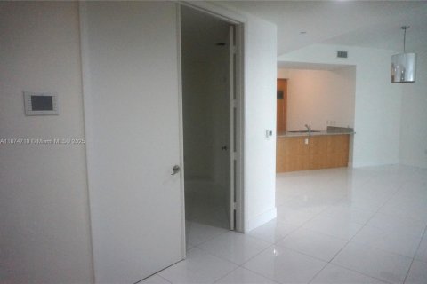 Copropriété à louer à Sunny Isles Beach, Floride: 2 chambres, 193.61 m2 № 1895850 - photo 7