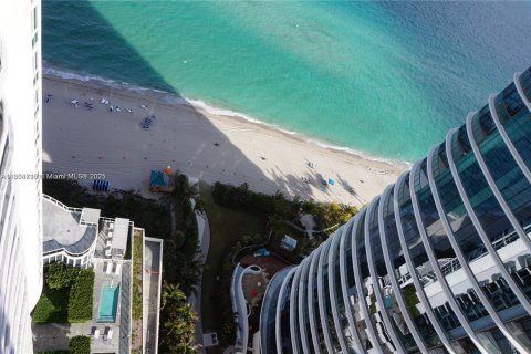 Copropriété à louer à Sunny Isles Beach, Floride: 2 chambres, 193.61 m2 № 1895850 - photo 5
