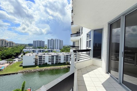 Снять в аренду кондоминиум в Авентура, Флорида 2 спальни, 109.72м2, № 1967434 - фото 12