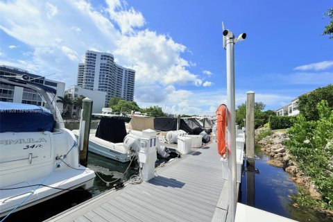 Снять в аренду кондоминиум в Авентура, Флорида 2 спальни, 109.72м2, № 1967434 - фото 10