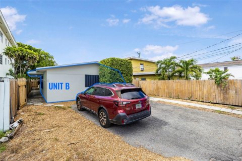 Commercial property in Hollywood, Florida 188.96 sq.m. № 2089105 - photo 15