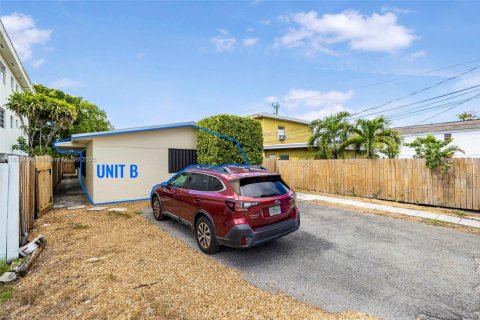Commercial property in Hollywood, Florida 188.96 sq.m. № 2089105 - photo 18