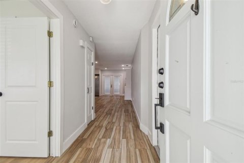 Купить виллу или дом в Тампа, Флорида 4 комнаты, 112.23м2, № 1805225 - фото 13