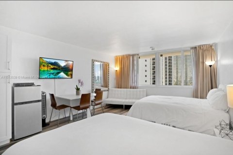 Copropriété à vendre à Sunny Isles Beach, Floride: 33.44 m2 № 1729393 - photo 2