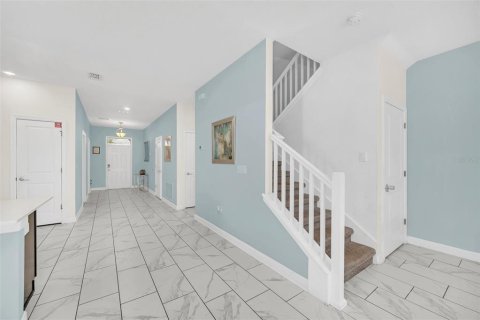 Villa ou maison à vendre à Davenport, Floride: 8 chambres, 363.15 m2 № 2345352 - photo 4
